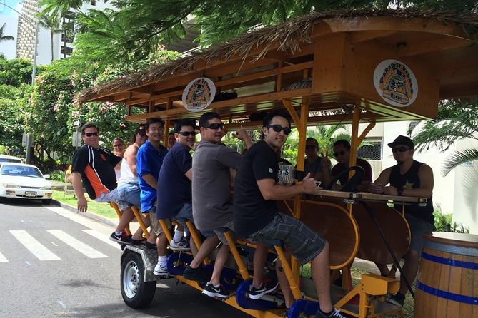 Kaka'ako Bar Tour - Key things that make the Kakaako Bar Tour worth it