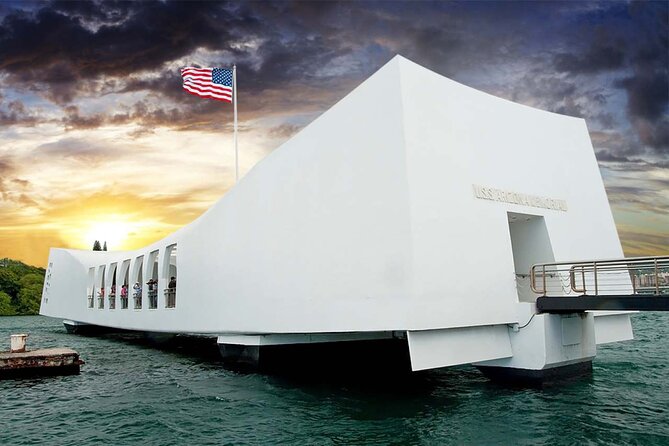 Luxury Pearl Harbor USS Arizona Memorial Small Group Tour - How the reserved USS Arizona Memorial access changes the day