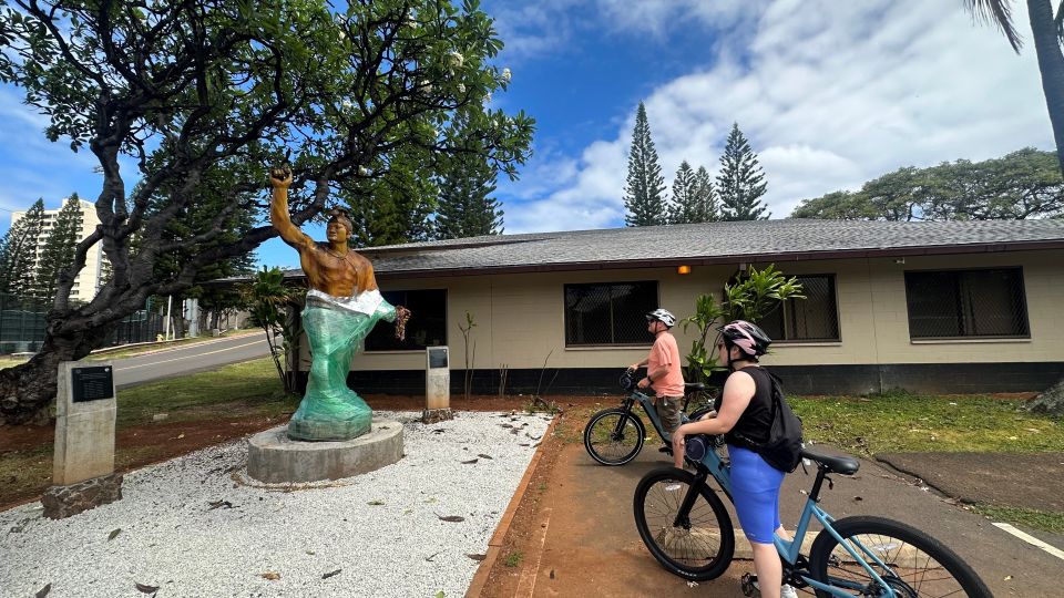 Manoa Falls eBike to Hike - The Honolulu Food Break: Regional Stop That Keeps the Day Balanced