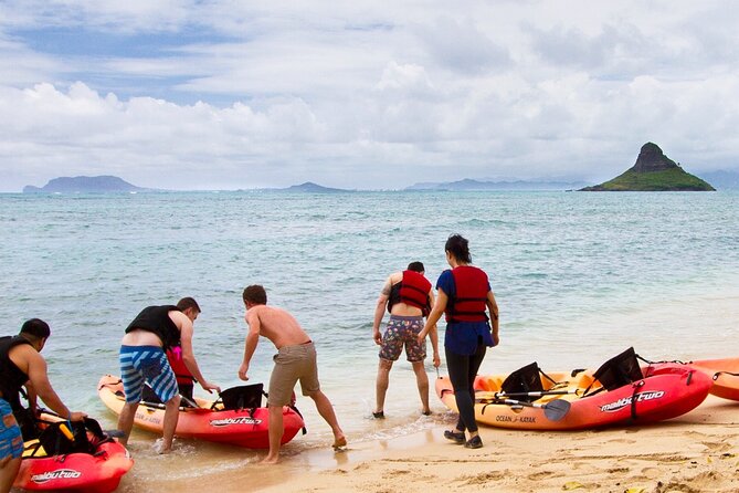 Mokolii Island Self Guided Kayak Tour - What you do out on the water: self-guided kayaking with breathing room
