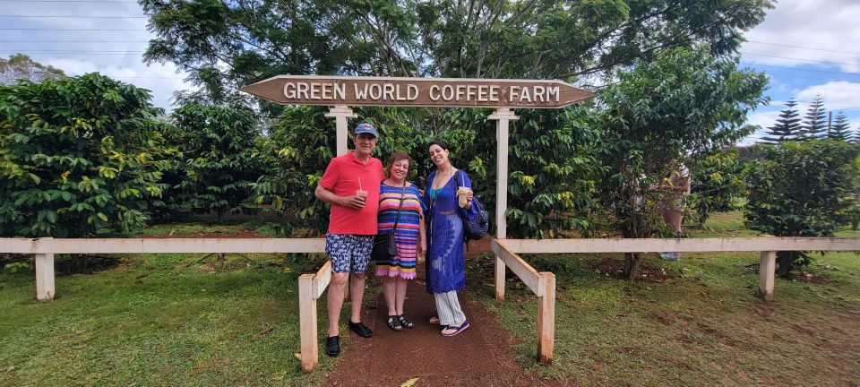 Oahu: 5 Hour Exclusive Car & Driver - ETOHI - Price and value: $215 per person for real convenience