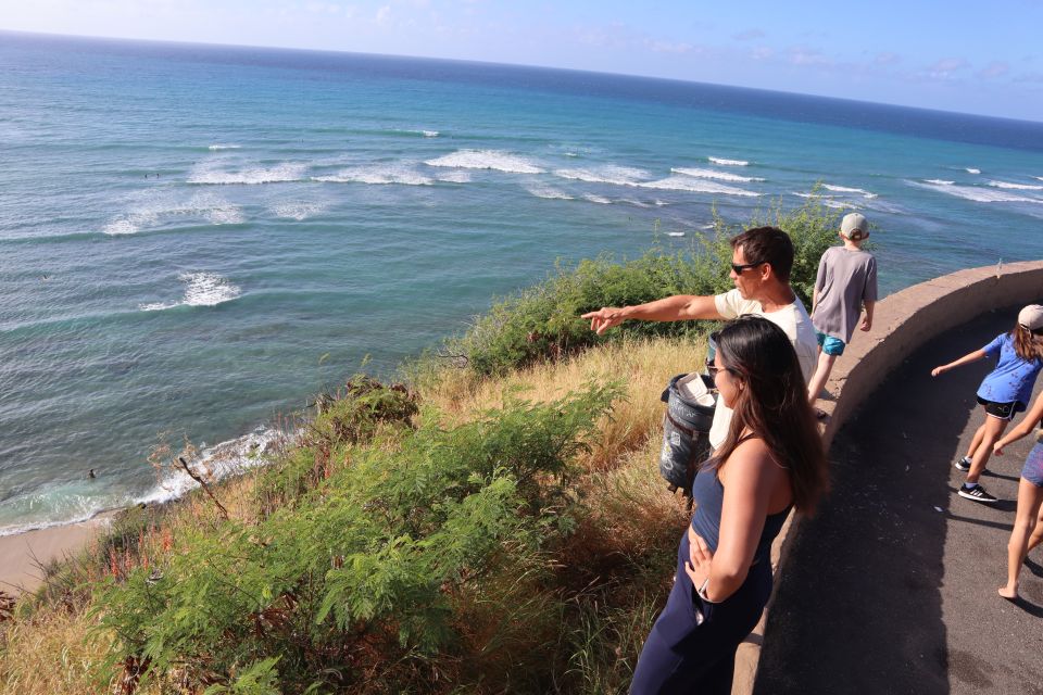 Oahu: Active Circle Island Tour - Manoa Waterfall hike option: extra effort for the extra reward