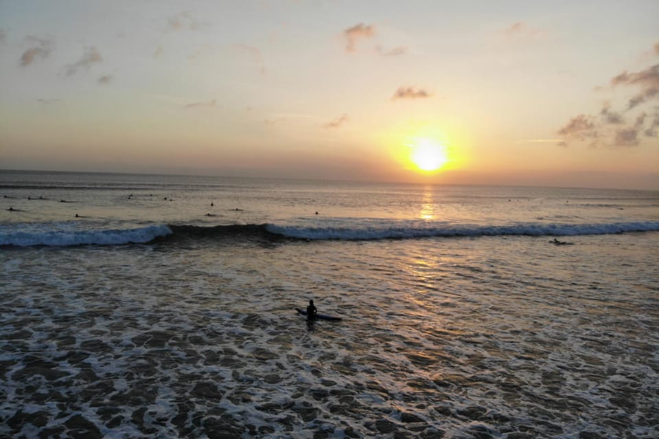 Oahu: Beginner Group Surf Lesson on North Shore - Gear and safety: the part that makes beginners comfortable