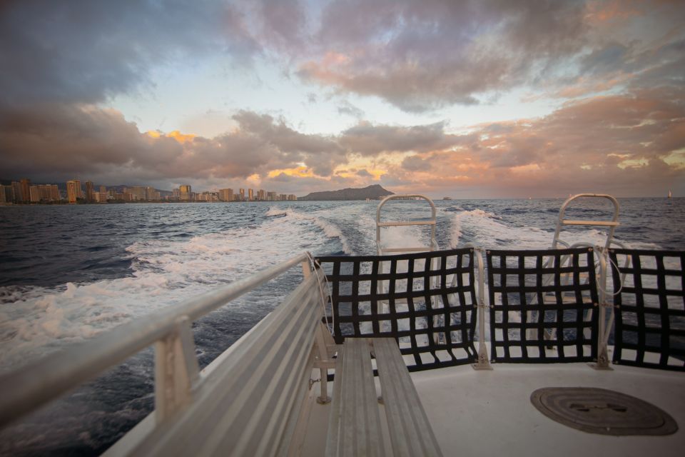 Oahu: BYOB or Cash Bar Waikiki Sunset Cruise - The crew matters: who makes the night feel easy