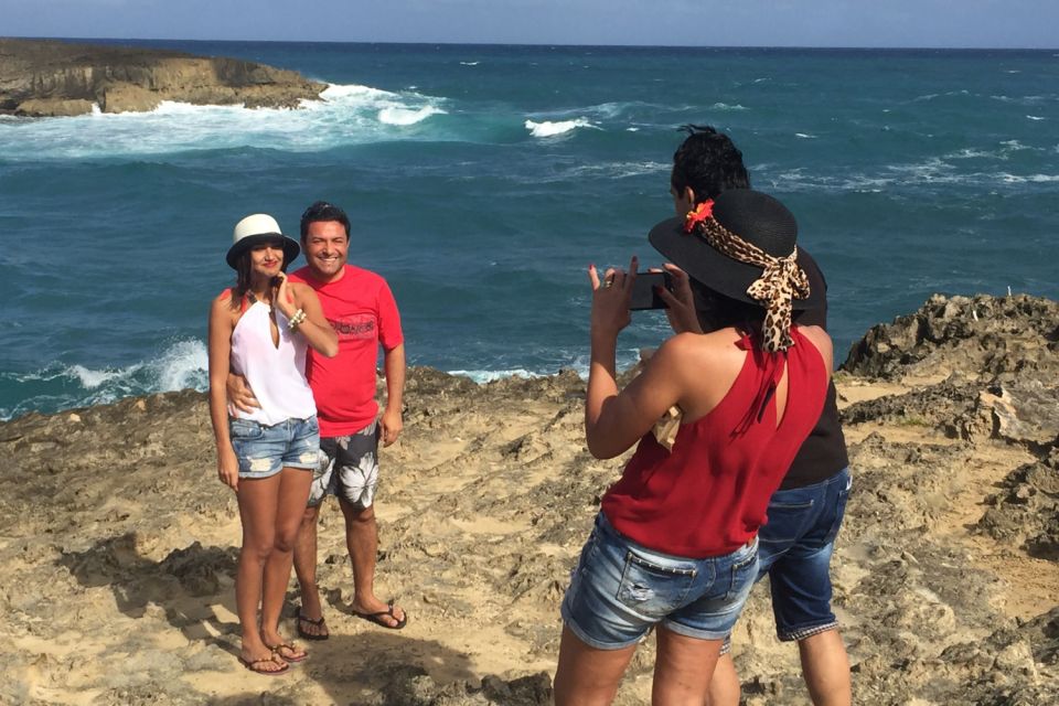 Oahu Circle Island Tour - Best Spots & Beaches - Getting Picked Up in Waikiki and Riding in Comfort