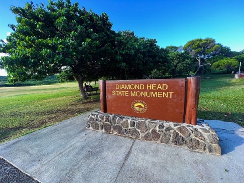 Oahu: Diamond Head Crater Trailhead Transfer & Entry Fee - Stop at Diamond Head State Monument: the moment the views take over