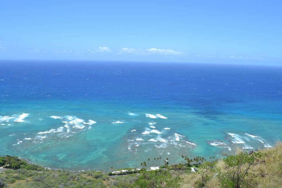 Oahu: Diamond Head Sunrise Hike with Acai Bowl and Malasada - Getting to Diamond Head Before Waikiki Wakes Up