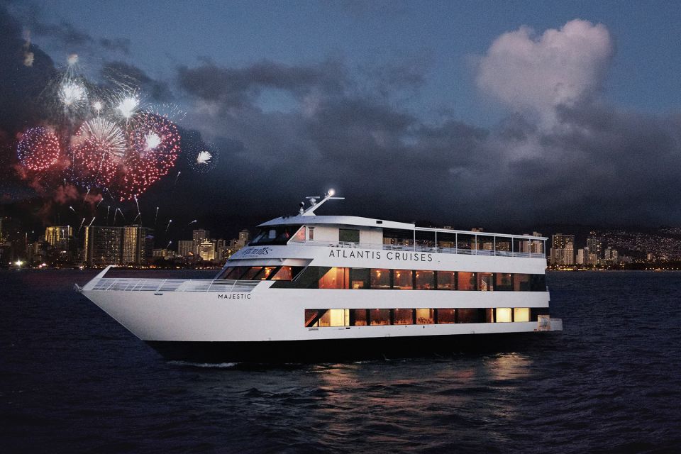 Oahu: Friday Night Fireworks Cocktail Cruise - Friday Night Fireworks From The Majestic: What You’re Really Buying