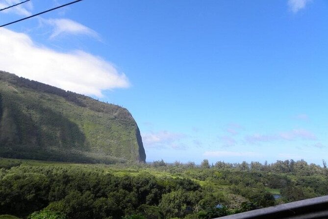 Oahu Grand Circle Island Experience Departing from the Big Island - Kahuku shrimp stands, Turtle Bay fruit, and the North Shore surf photo circuit