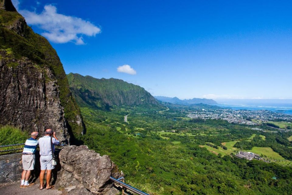 Oahu: Guided Tour of North Shore and Waimea Botanical Garden - Pali Lookout Adds Meaning (Not Just Photos)