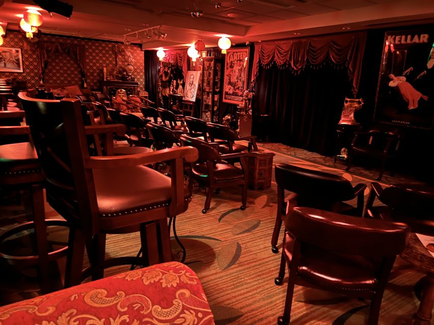 Oahu: Hilton Waikiki Beach Hotel Magical Mystery Show - Duration and Timing: A 2-Hour Plan That Fits Waikiki