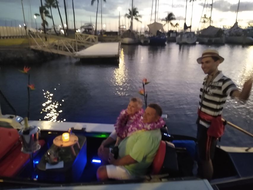 Oahu: Luxury Gondola Cruise with Drinks and Pastries - The gondolier: Venetian singing that actually anchors the whole experience