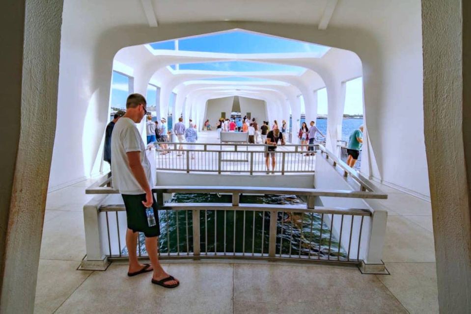 Oahu: Pearl Harbor Battleships Group Tour - Group tour pacing: good structure, but go with the flow