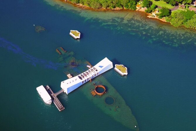 Oahu: Pearl Harbor USS Arizona Memorial - Pickup and timing: how to avoid the usual Honolulu day stress