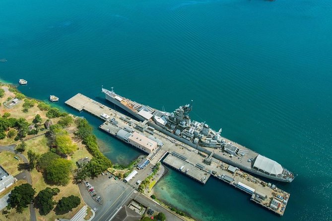 Oahu: Pearl Harbor USS Arizona Memorial & Battleship Missouri - Punchbowl Crater: More Than a Drive-By Memorial