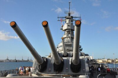 Oahu: Premium Missouri, Arizona & Top of the Tower Tour - Getting picked up in Waikiki and why the first hour matters