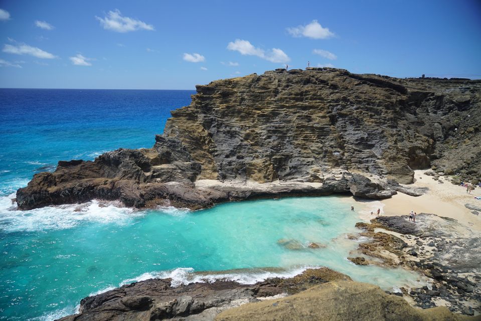 Oahu: Private Best of Oahu Sightseeing Tour - Entering the Day: Waikiki Pickup and a No-Rush Schedule