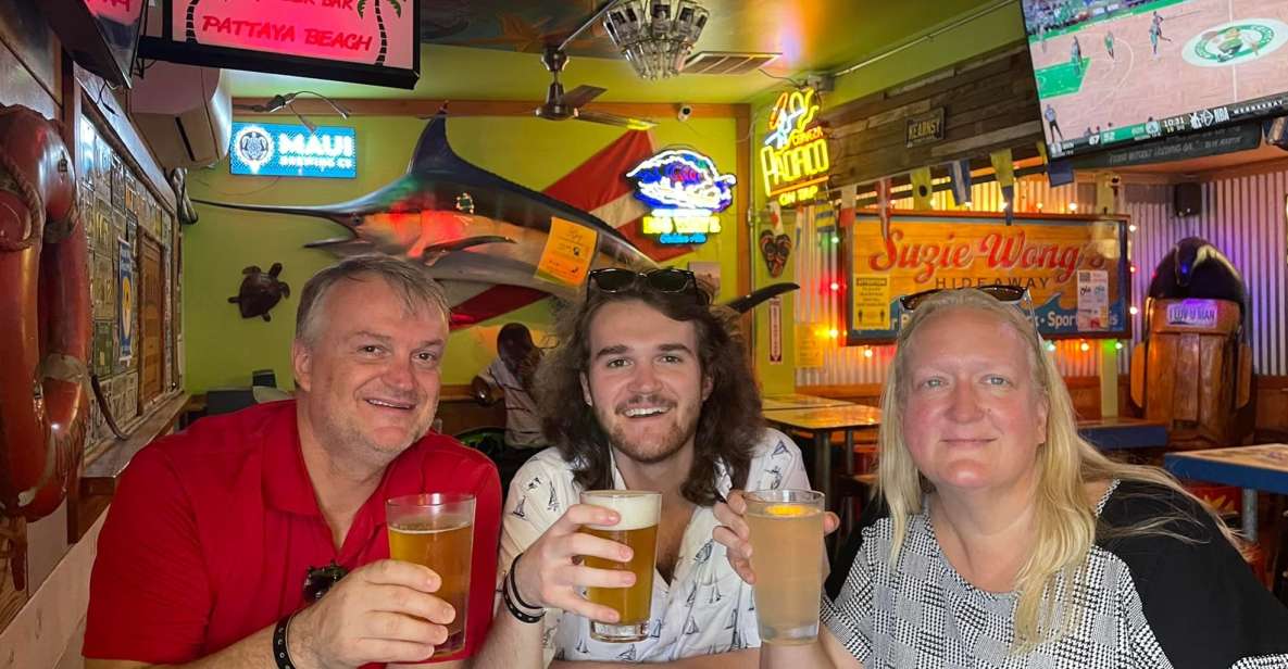 Oahu: Sips & Secrets of Hawaii Pub Crawl - What the guide brings (and why people mention names)