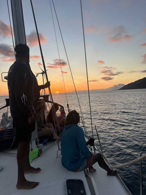 Oahu: Sunset sailing in small intimate groups - The 6-Person Advantage: Why This Sunset Sail Feels Personal