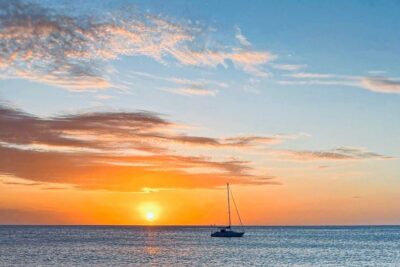 Oahu: Sunset sailing in small intimate groups - Board From Ala Wai: Where You Start Matters for a Smooth Evening