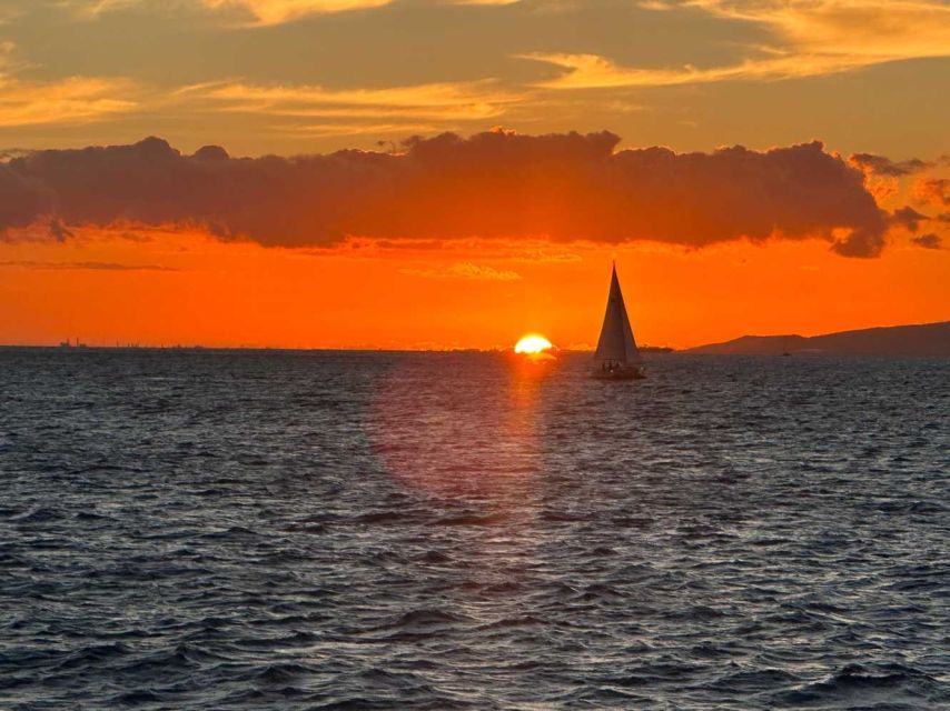 Oahu: Sunset sailing in small intimate groups - Weather and Water Conditions: Your Best Strategy Is Flexibility