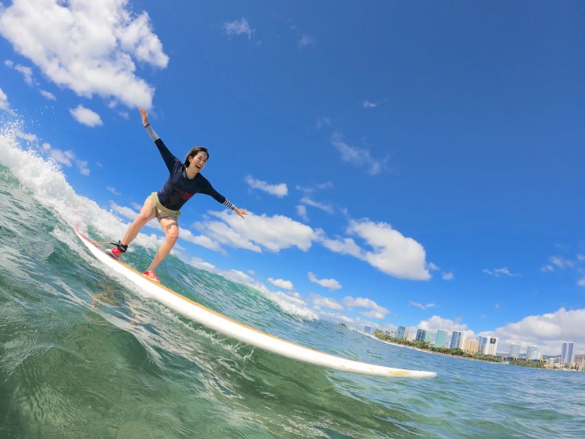 Oahu: Surfing Lessons for 2 People - The 20–30 Minutes on Land That Makes Your First Stand-Up Possible