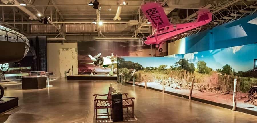 Oahu: The Complete Pearl Harbor Ticket - USS Bowfin and the Pearl Harbor Aviation Museum hangars