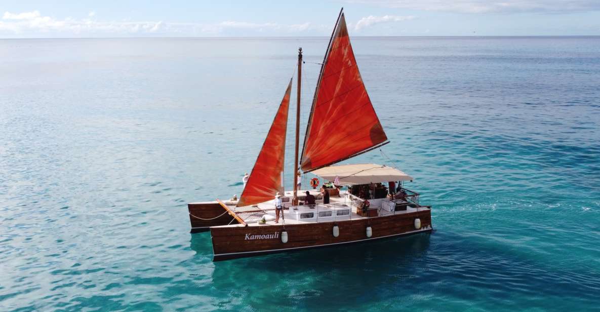 Oahu: Traditional Canoe Sunset Cruise with Dinner - The cultural program isn’t just talk: oli, poi, lei, and hula lessons