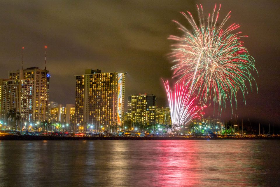 Oahu: Waikiki BYOB Friday Night Fireworks Cruise - Getting to Kewalo Basin (And the Rules That Affect What You Pack)