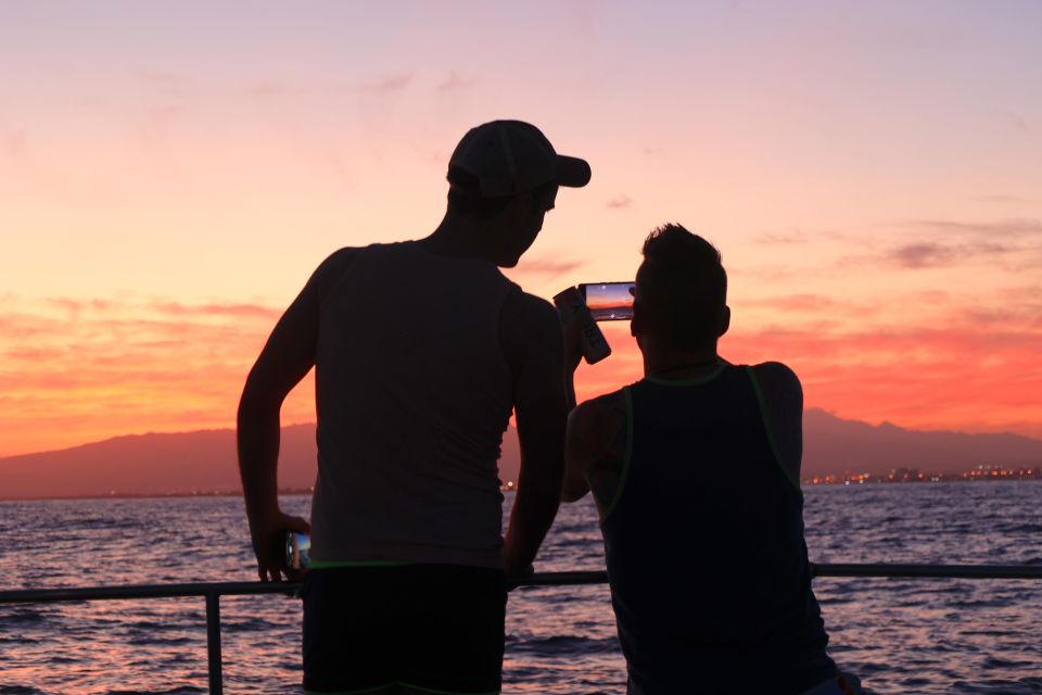Oahu: Waikiki BYOB Sunset Cruise - Waikiki at golden hour from the Island Princess