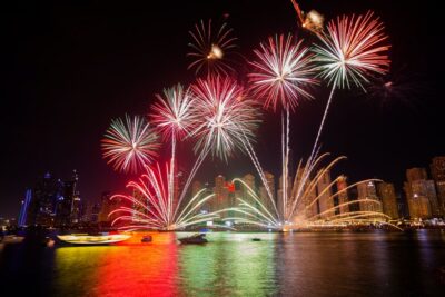Oahu: Waikiki Fireworks Boat Cruise from Oahu - The 2-hour flow: what the evening is really like