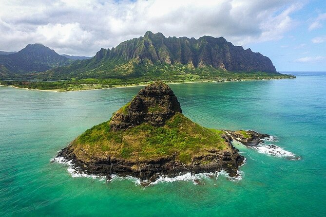 Oahu's Cheapest Circle Island Tour - Tropical Farms and Jurassic Valley: Macadamia Samples and Landmark Photos