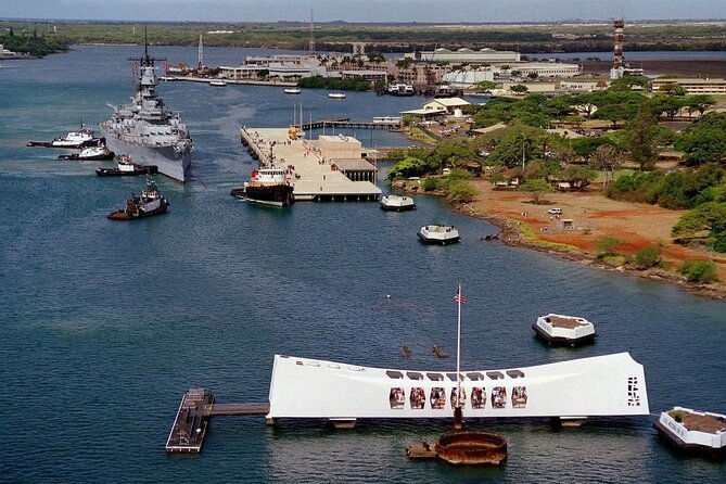 Passport to Pearl Harbor "Private" - Extra Stops: Oahu’s Royal Residence Site and Punchbowl Crater Memorial