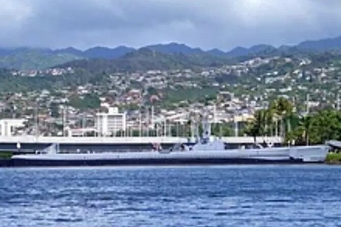 Pearl Harbor Arizona tour from HNL Airport - HNL-to-Pearl Harbor Makes Sense If You’re Short on Time