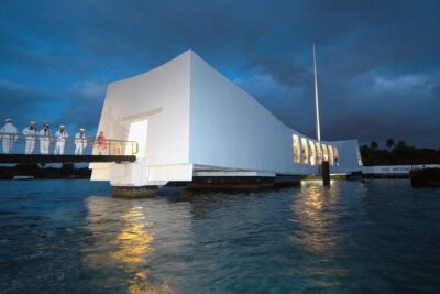 Pearl Harbor Tour Arizona Memorial and USS Bowfin - Arizona Memorial: Sunken Arizona Views with Veteran-Led Context