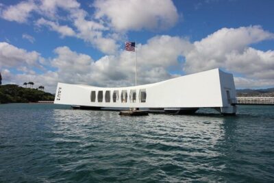 Pearl Harbor USS Arizona & Bowfin Submarine - Pickup from Waikiki: timing, what to pack, and how to stay comfortable