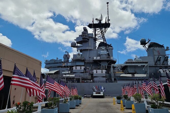 Pearl Harbor USS Arizona Memorial & Battleship Missouri - The best reasons to do this Pearl Harbor day