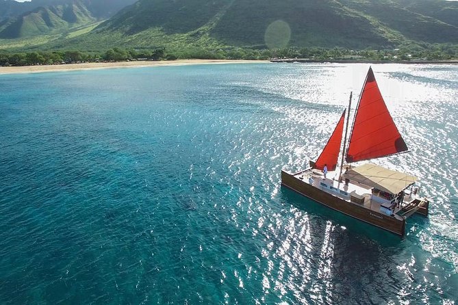 Polynesian Canoe Morning Sail - Kamoauli: the restored all-wood double-hulled wa’a kaulua