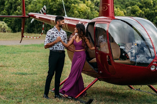 Private 45 Minute Helicopter Tour with Romantic Landing - Waikiki shoreline and Diamond Head crater: the classic start that makes everything click