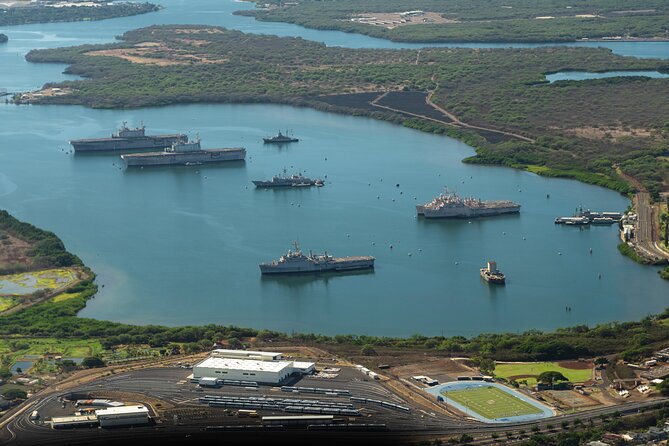 Private 60 Minutes Helicopter Tour in Honolulu - From Punchbowl to Pearl Harbor: Big Moments on One Flight