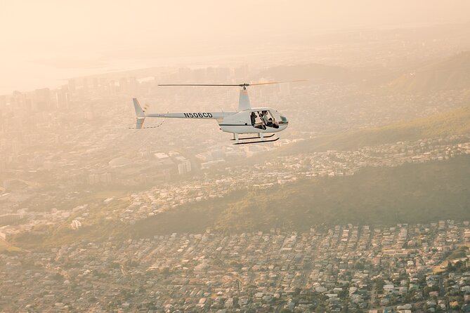 Private 60 Minutes Helicopter Tour in Honolulu - Hanauma Bay and Makapuu: The Coast Gets Dramatic Fast