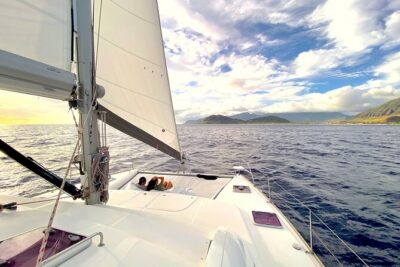 Private Oahu Sunset Charter with Tasting and Drinks - Hosted bar and the captain’s tasting menu: drinks and food that match the mood