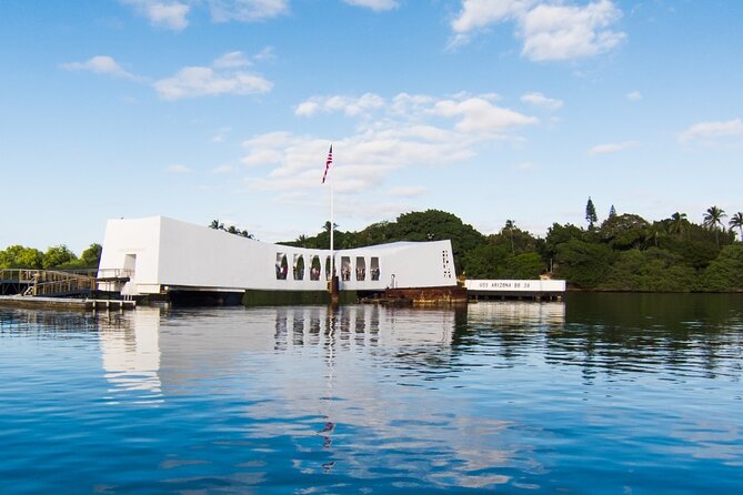 PRIVATE Pearl Harbor: Arizona Memorial, Missouri Ship & City Tour - Battleship Missouri (Mighty Mo): WWII Surrender Comes Into Focus