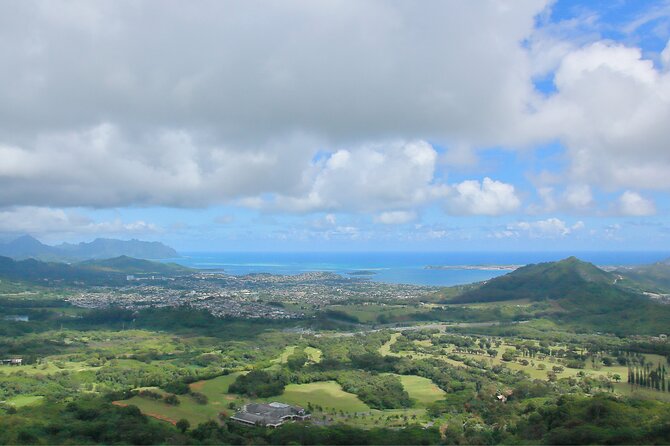 PRIVATE TOUR-Ultimate Circle Island Tour of Oahu - A long, smooth day across Oahu’s big contrasts