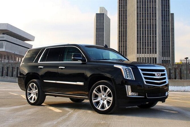 Private Transfer: Honolulu Airport HNL to Honolulu in Luxury SUV - Where You Meet Your Driver at HNL (And How to Not Miss Them)