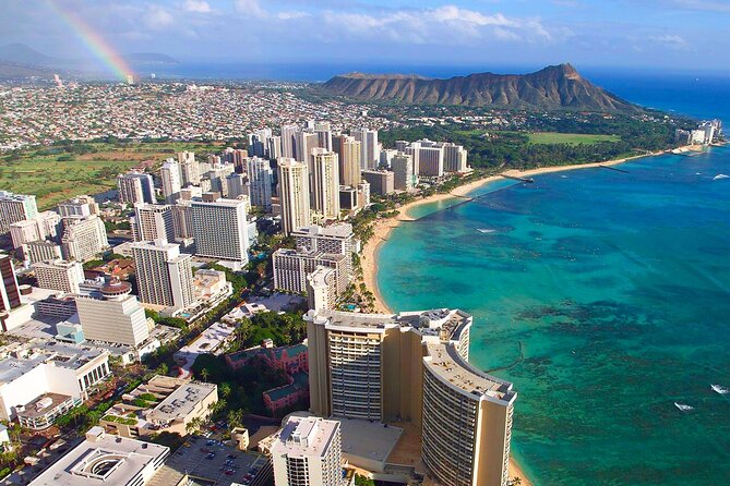 Private Transfer: Honolulu Airport HNL to Honolulu in Luxury SUV - Flight Tracking and 60 Minutes of Waiting That Saves Late Landings