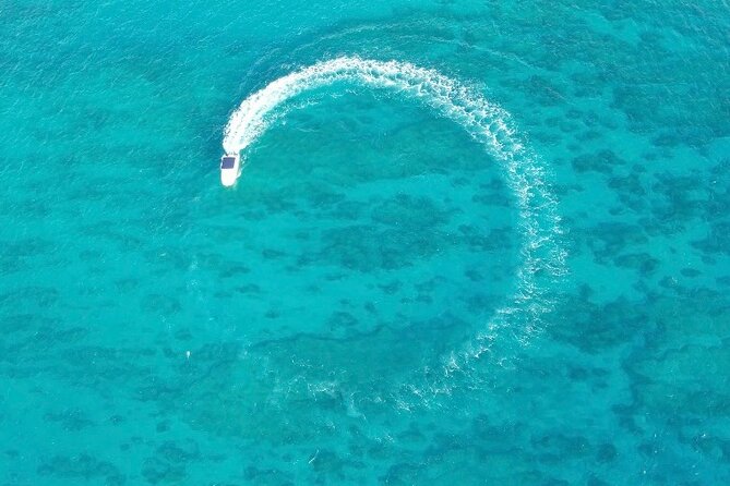 Private Waikiki Boat Charter – Create Your Own Ocean Experience - Private catamaran time off Diamond Head: the real appeal
