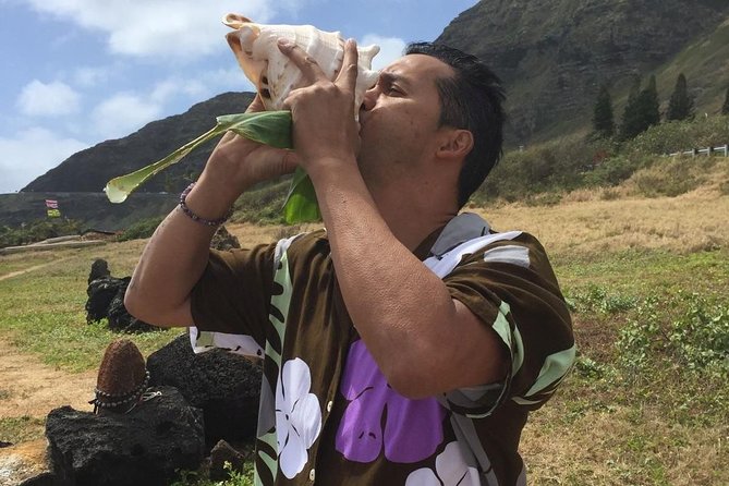 Secret Oahu Hawaii Culture Tour With A Local Guide - Why this culture tour feels more like a conversation than a checklist