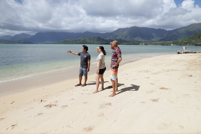 Skip the Crowds: Secret Oahu Half Circle Tour with a Local - East Oahu to Hanauma Bay area: coast views and marine-life talk