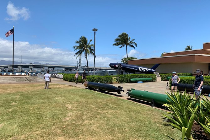 Small Group-Oahu Tour, Dole Plantation, Northshore, Sunset Beach - Polynesian Cultural Center: a culture stop that fits the clock
